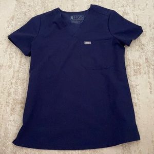 FIGS Catarina One Pocket Scrub Top